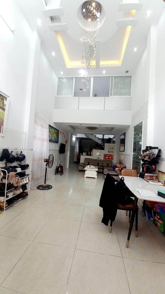 Nhà 3 Tầng HXH Thông Kiều Đàm Giá Chỉ 7,55Tỷ Trung Tâm Quận 7