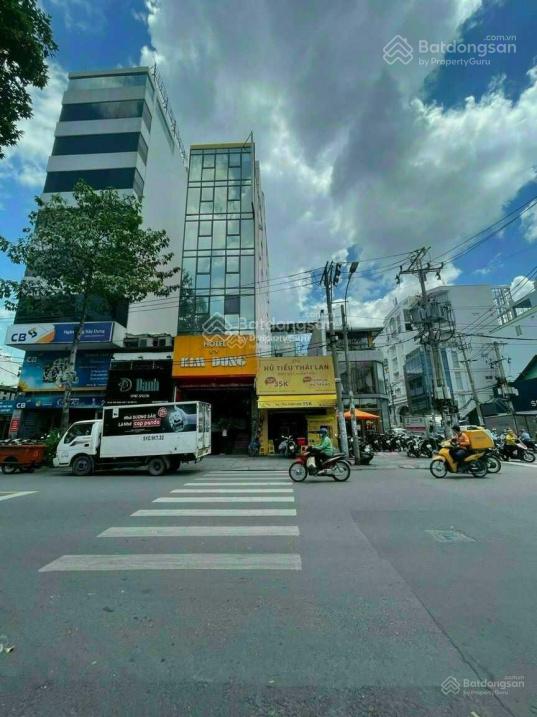 Chia tài sản bán gấp nhà MT Nguyễn Trãi, P. Bến Thành, Quận 1. DT 5x26m. HĐ 120tr/th. Giá 51 tỷ