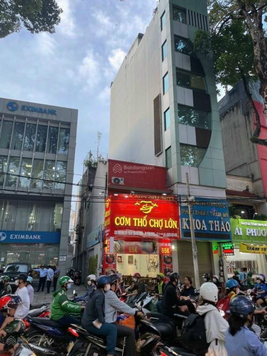 Hiếm siêu mặt tiền đường Trần Quang Khải, P. Tân Định, Q1. DT: 4,5 x 18m, 2 tầng
