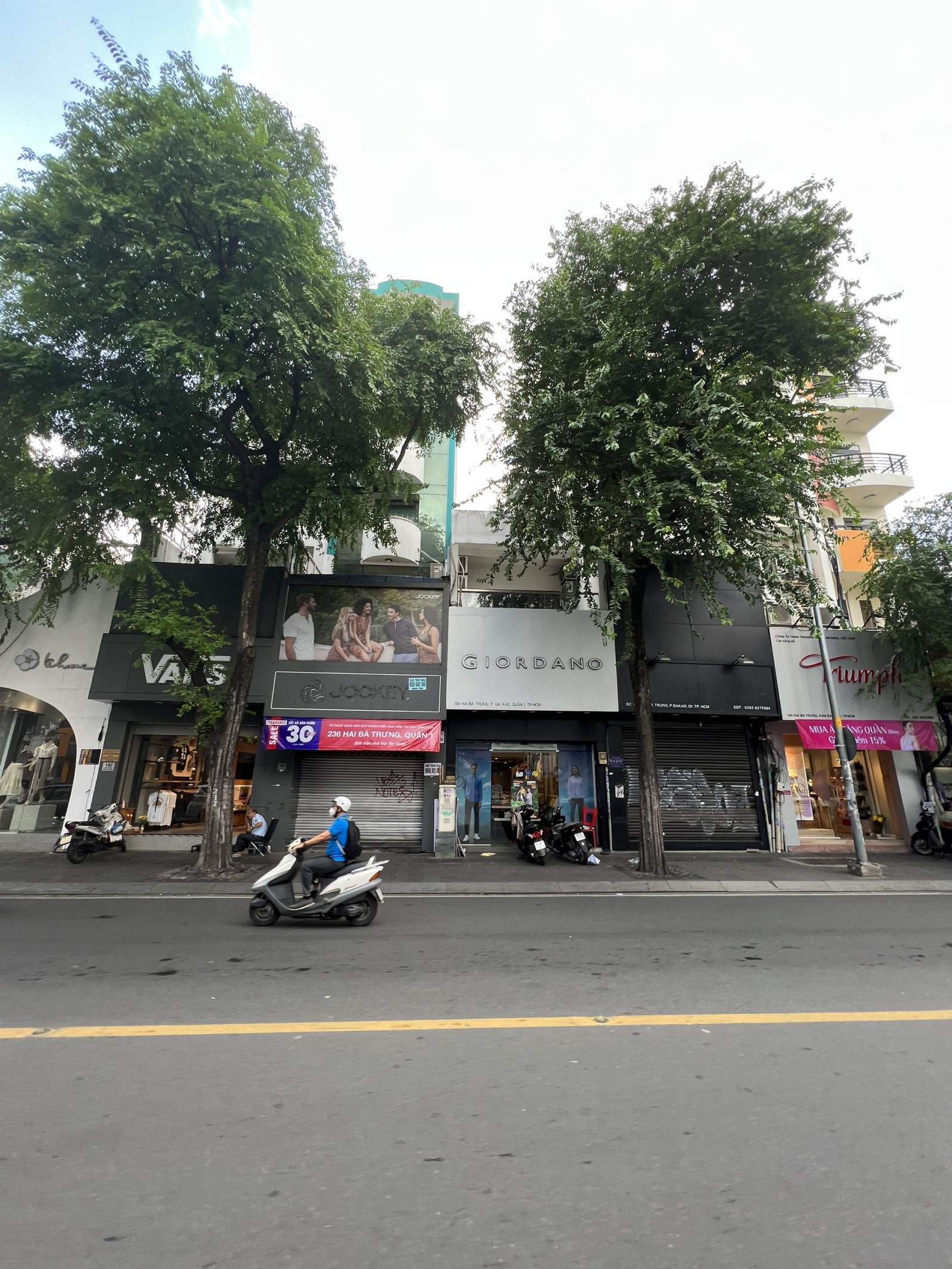 Bán nhà mặt tiền Nguyễn Cư Trinh, P. Nguyễn Cư Trinh, Q1, 4,2 x 25m