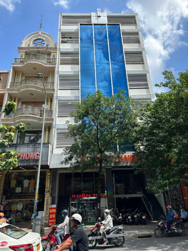 Bán toà nhà Nguyễn Đình Chiểu Phường 6 Q3 KC 9 tầng DT 11x11m thu nhập 2.6tỷ/năm