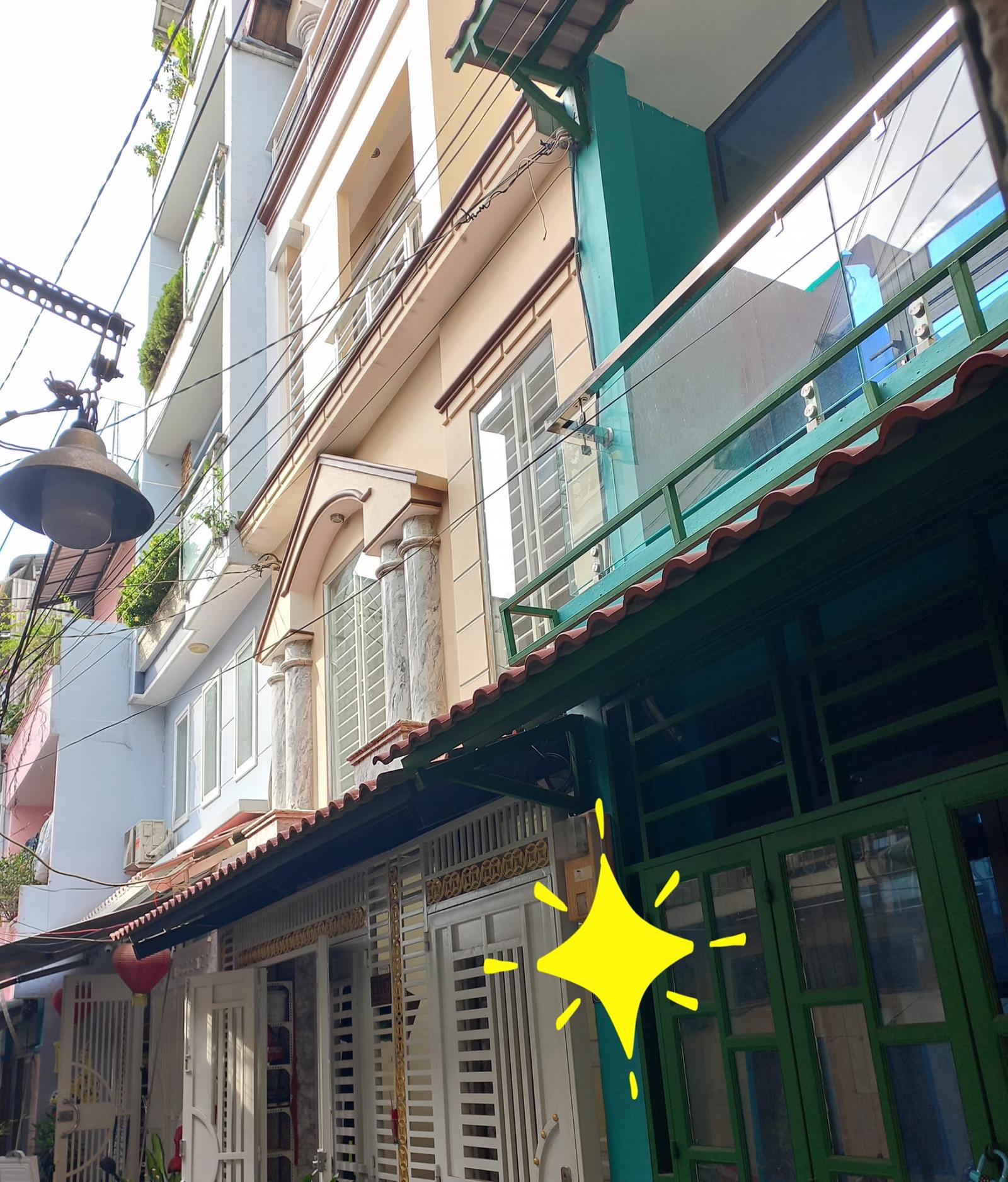  Bán nhà mới đẹp Quận 4, 38m2, 2PN, gần ĐH Luật, giáp Quận 1, hơn 3 tỷ