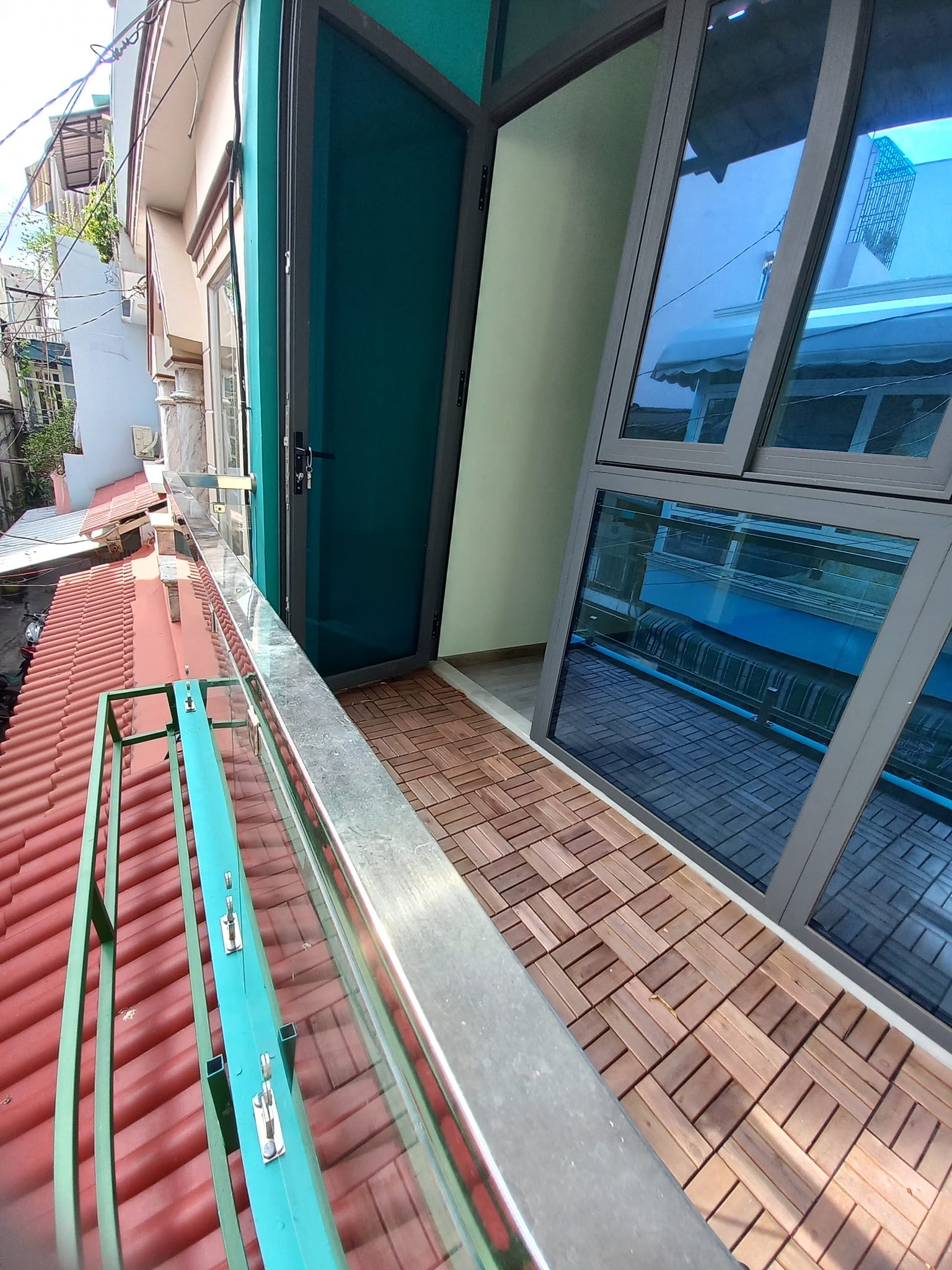  Bán nhà mới đẹp Quận 4, 38m2, 2PN, gần ĐH Luật, giáp Quận 1, hơn 3 tỷ