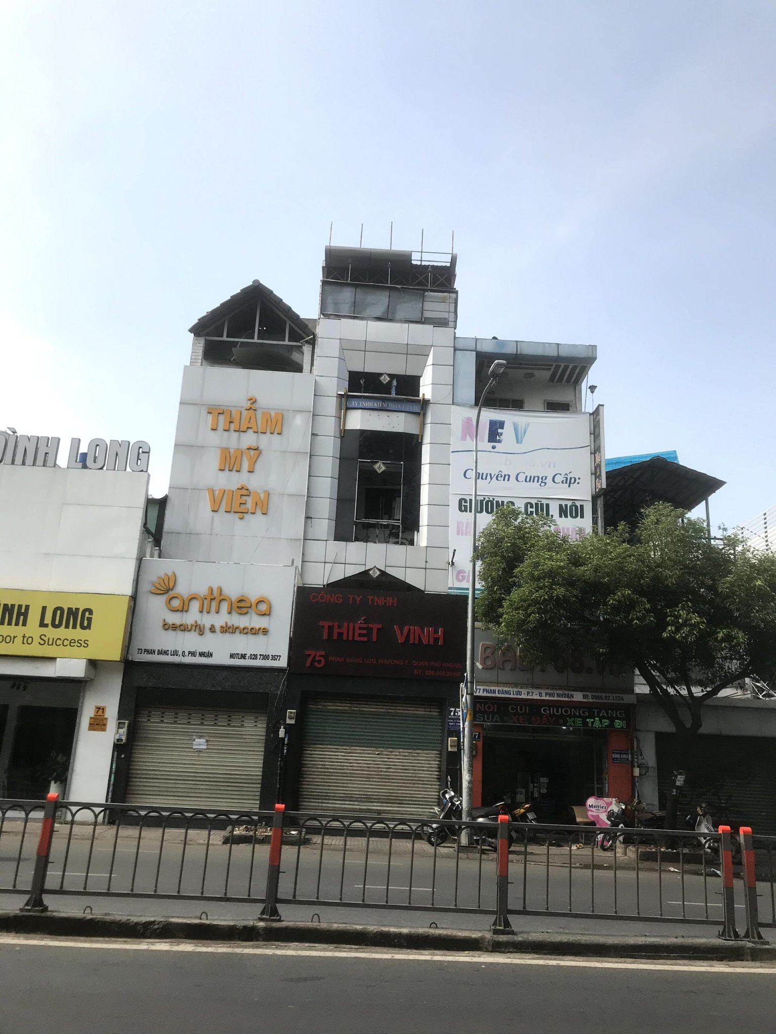 Tuyến đường thương hiệu, kinh doanh sầm uất Hoàng Văn Thụ 6x20m 4 tầng HĐT 70tr/tháng 20 tỷ TL