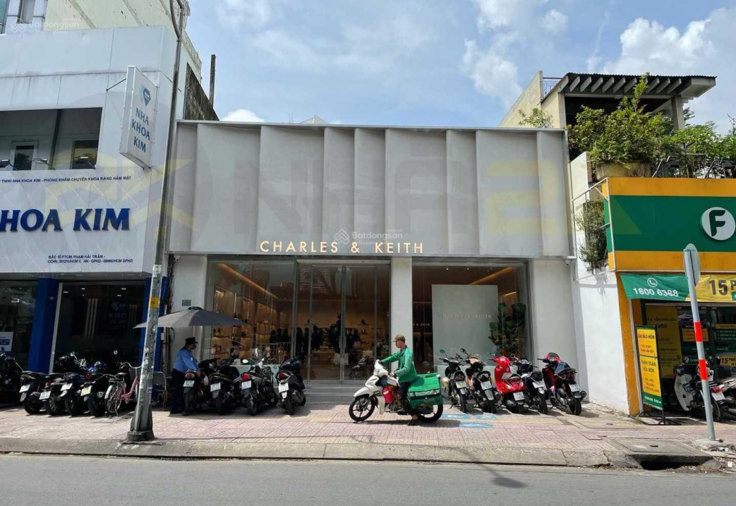 Định cư nên cần bán nhà MT Nguyễn Thông gần Tú Xương, P7, Quận 3 - 16x40m, CN: 646.6m2, giá 315 tỷ