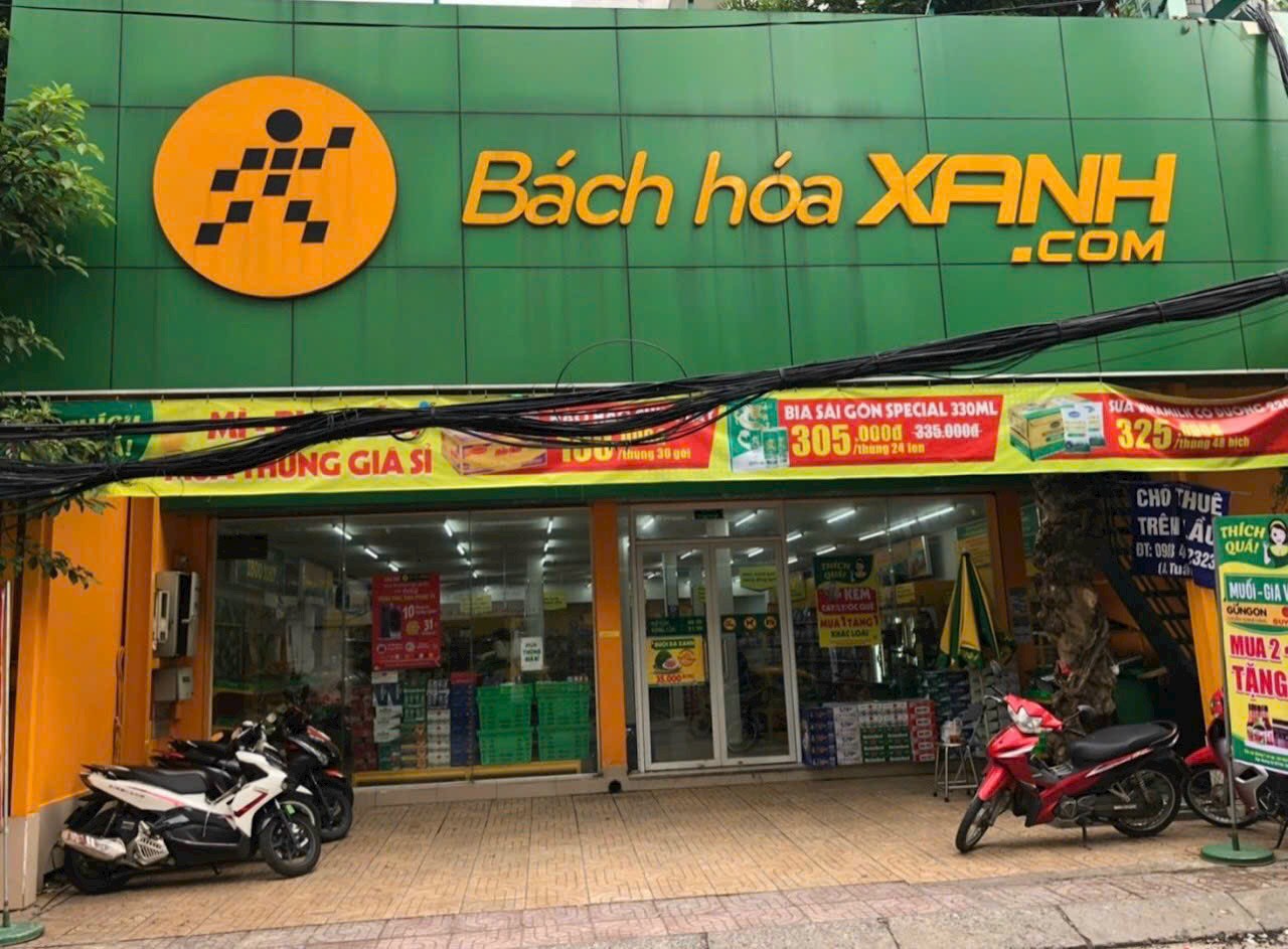 mặt tiền đường Nguyễn Trọng Tuyển, DTCN 251m1, giá 43,8 tỷ