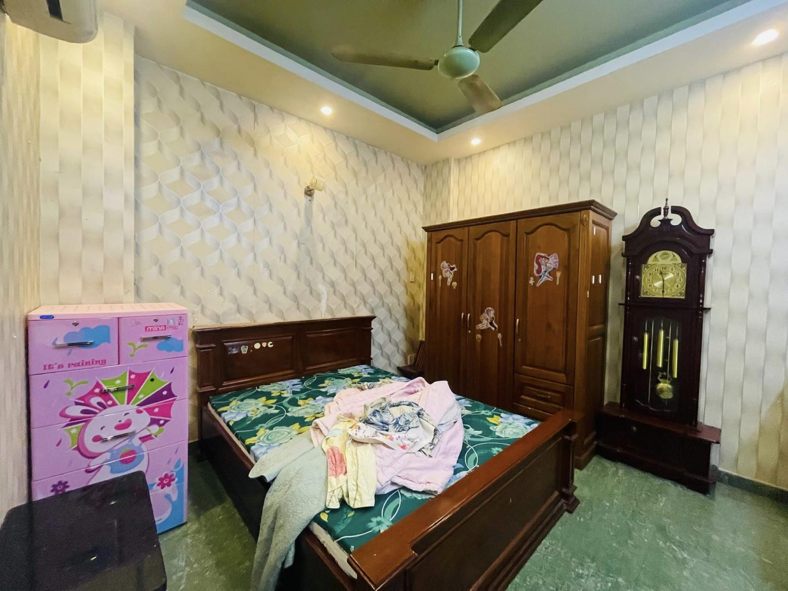 BÁN NHÀ HXH Hoàng Hoa Thám, Tân Bình 4 tầng 60m2 (4x15). Nhà đẹp ở ngay. Giá chỉ 13,5 tỷ.
