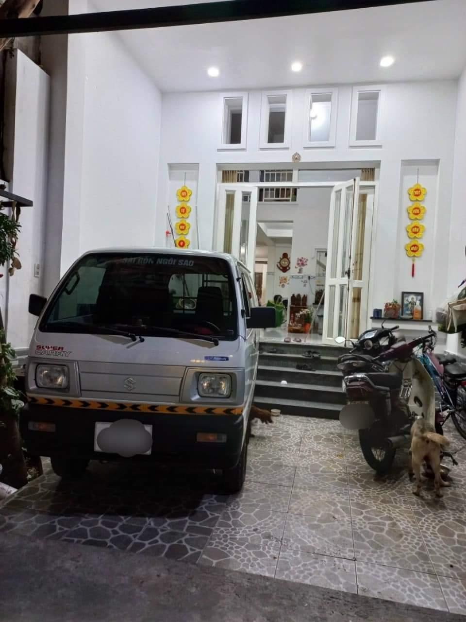 Chuyển nhượng nhà hẻm 520 Quốc Lộ 13 Hiệp Bình Phước 119 m  tổng  11 PN