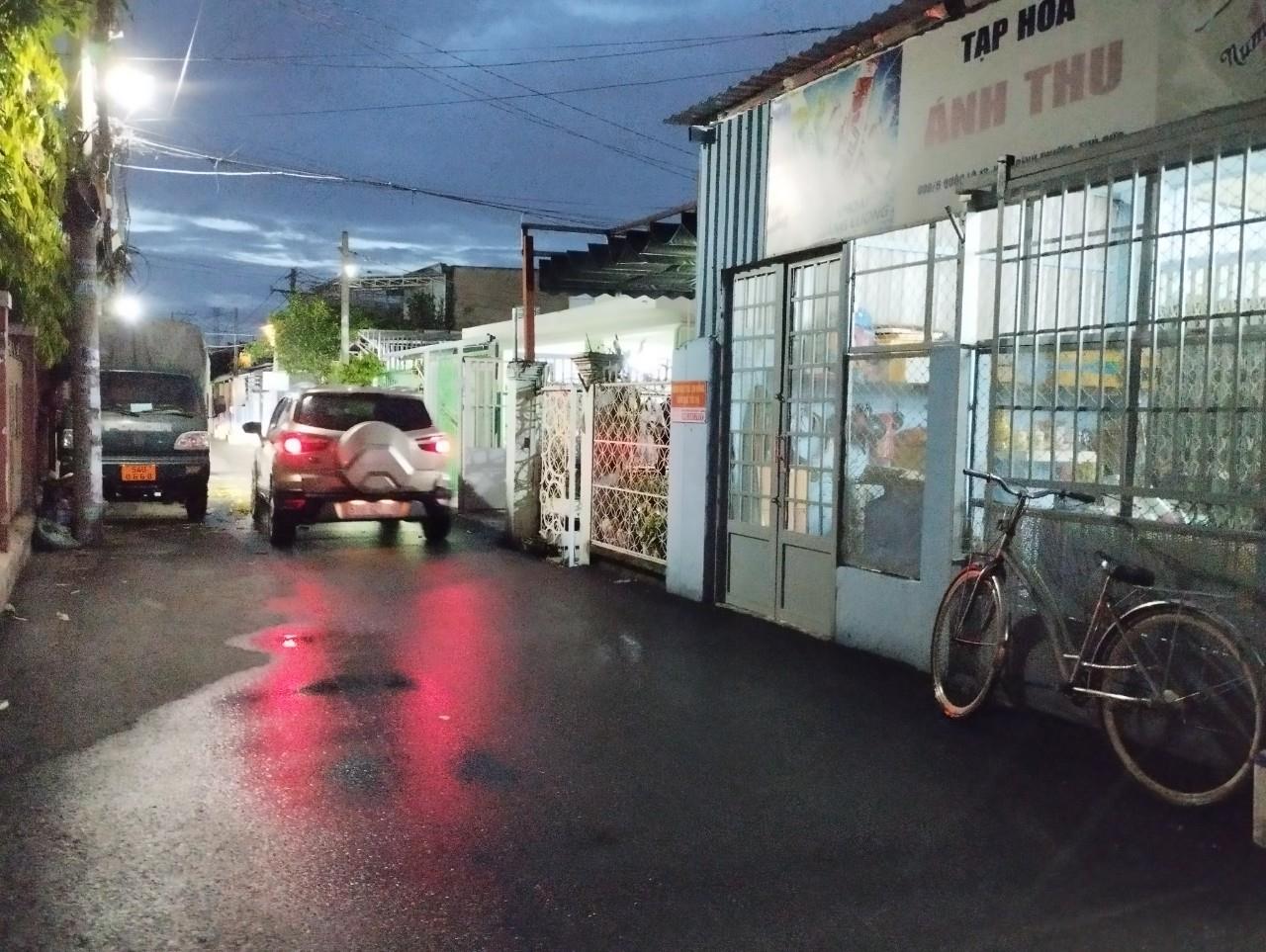 Nhà vừa ở vừa cho thuê - đường hai ô tô - Đường số 9 Hiệp Bình Phước 10 x11.5