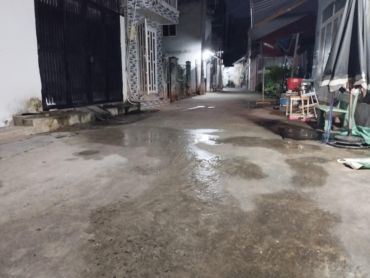 Nhà vừa ở vừa cho thuê - đường hai ô tô - Đường số 9 Hiệp Bình Phước 10 x11.5