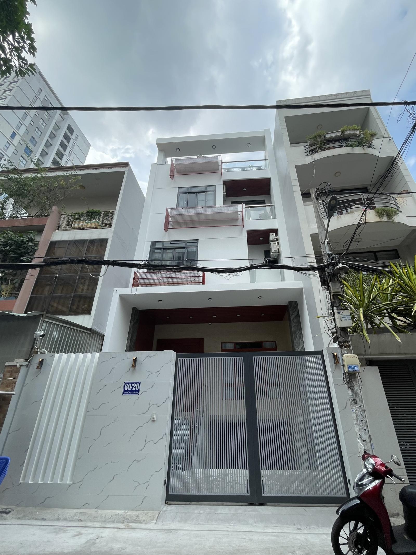 Gia đình định cư cần bán gấp nhà hẻm 6m Lê Văn Sỹ Q. Phú Nhuận, DT 5.6x15m, dọn vô ở ngay