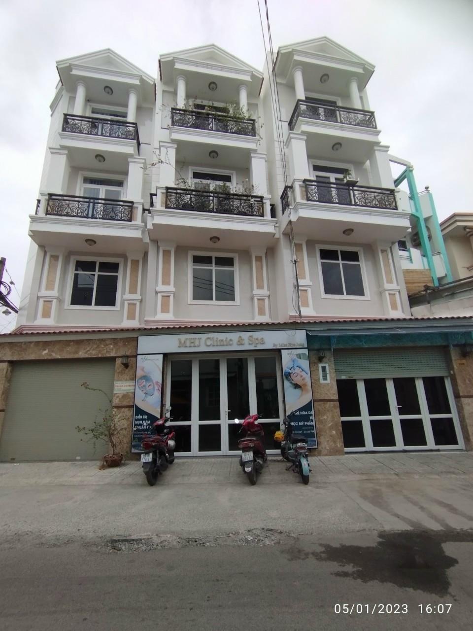 Nhà mặt tiền đường số 17 - Chỉ 50m ra Phạm Văn Đồng thích hợp kinh doanh