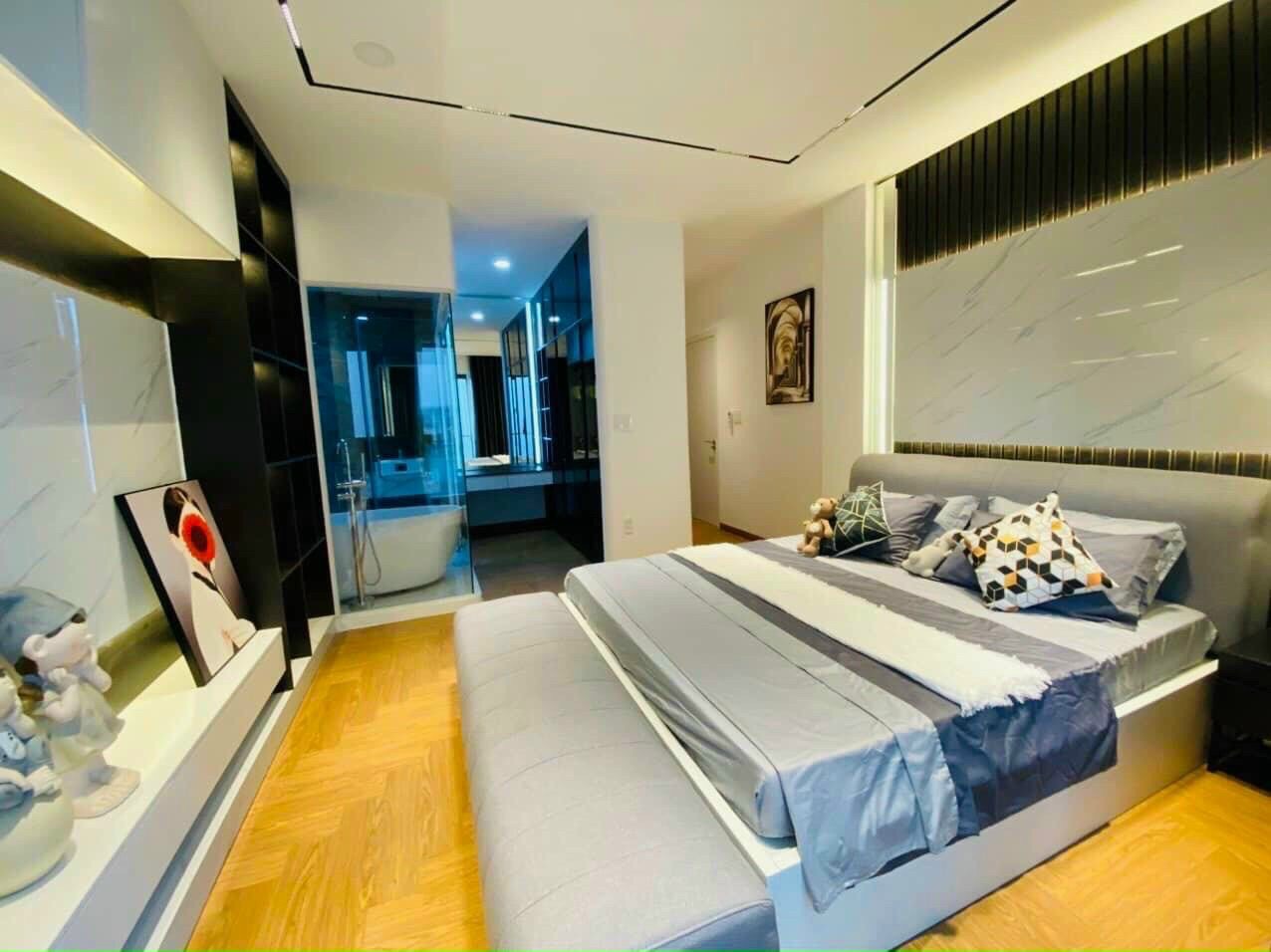 Nợ Ngân hàng - Bán gấp Nhà phố đi bộ Bùi Viện - 6x6m 4 tầng mới