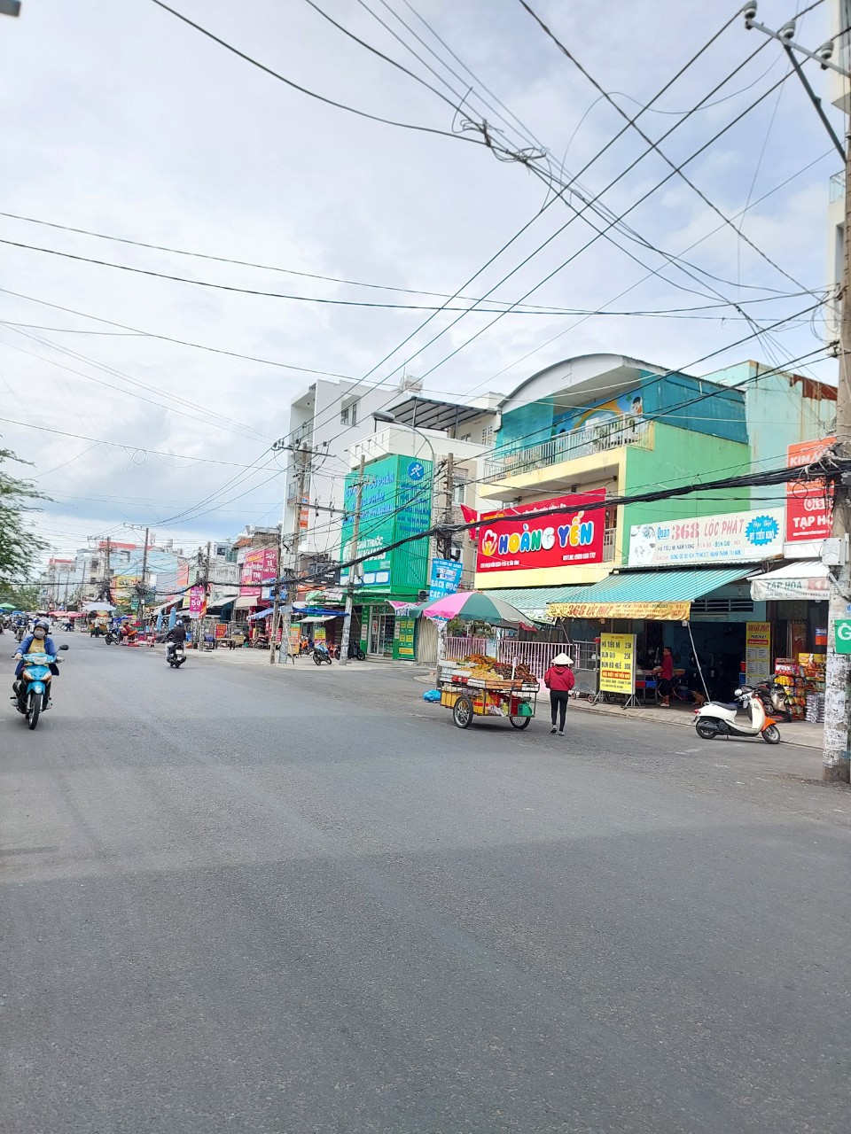 Bán nhà góc 2 mặt tiền Phạm Văn Bạch, 8 x 21,75m 3 lầu đang HĐT dài hạn, giá 28 tỷ có TL