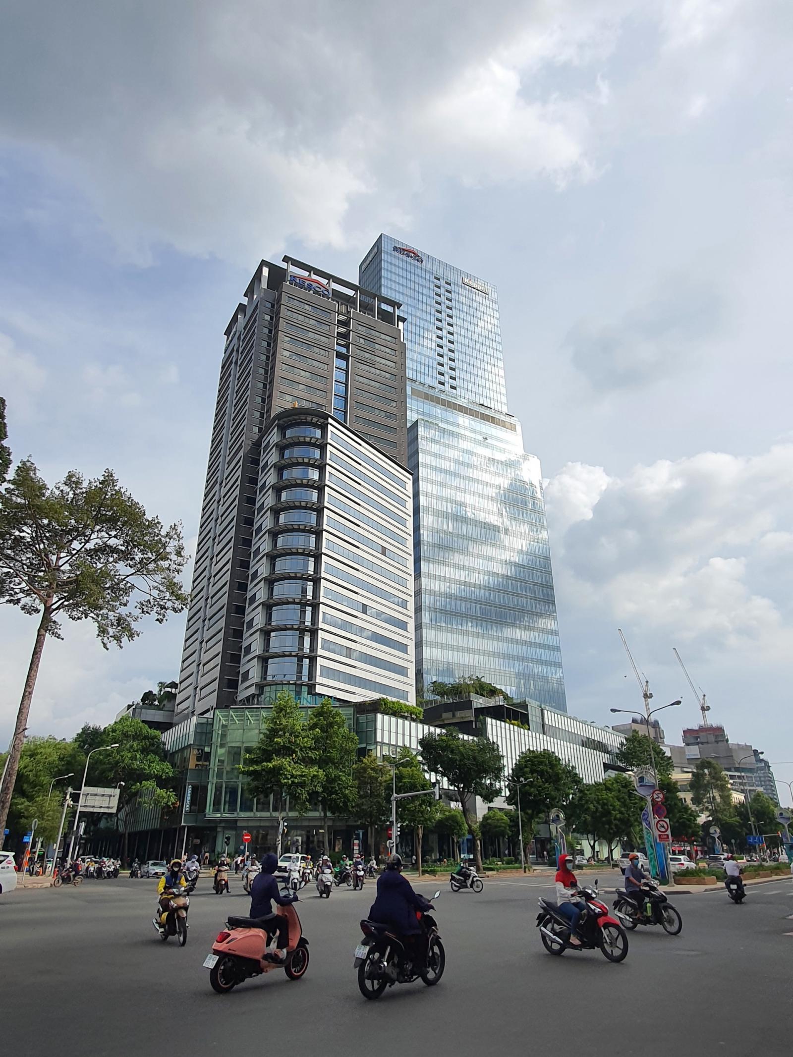 Bán building ngay trung tâm Quận 1 - 2 hầm 12 lầu, DT: 7.132m2 sàn, HĐ thuê cao, giá 999 tỷ