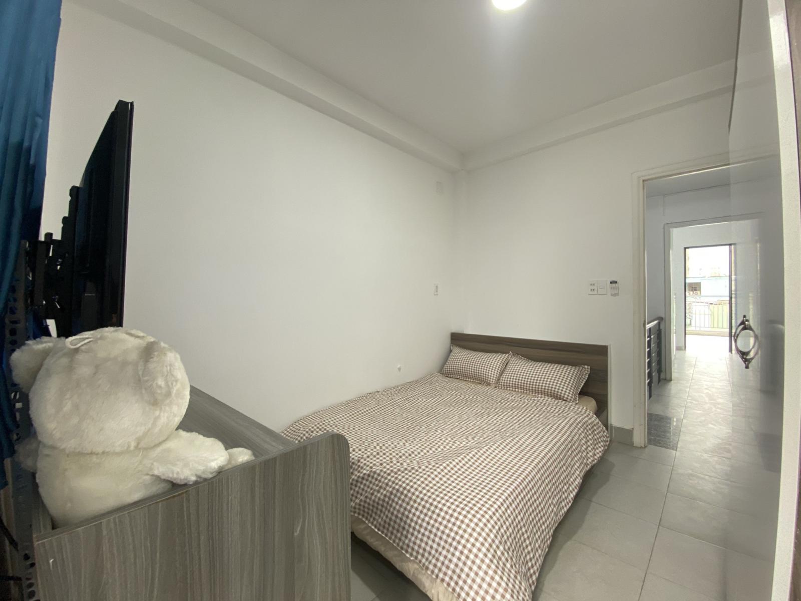 CHDV Đặng Thùy Trâm 14 Phòng, Khai Thác Thu Nhập Ổn Định 4,5x15m, 5 Tấm, 9,5 Tỷ TL, Hẻm 7m