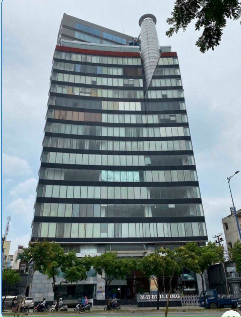 Vị trí đẹp góc 2MT thương hiệu - Trần Hưng Đạo - 6.2x18m - 4 tầng HĐ: 180 tr/th - 40 tỷ (chính chủ)