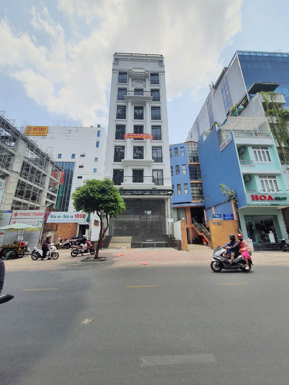 Cần bán gấp nhà mặt tiền đường Trần Minh Quyền,quận 10, dt 4x21m, nhà 4 lầu, 25.5 tỷ 