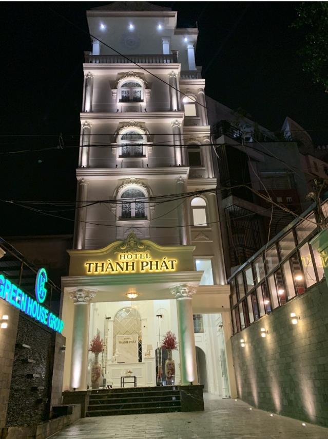 Bán nhà mặt tiền 352 Nguyễn Oanh P.17 Gò Vấp, 300m2, Giá 36 Tỷ, 1 trệt 4 lầu