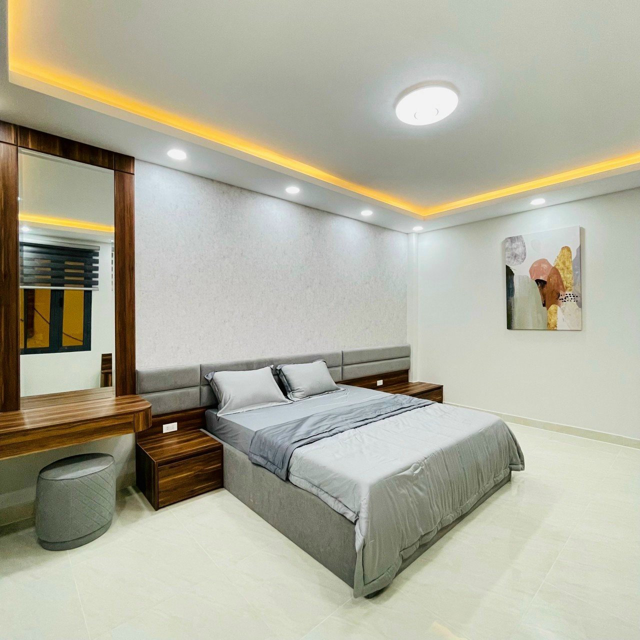 Hot! Nhà mới 3 lầu, diện tích đẹp: 4mx18m, giá cực tốt, nhỉnh 100 triệu/m2, Độc Lập, Tân Phú