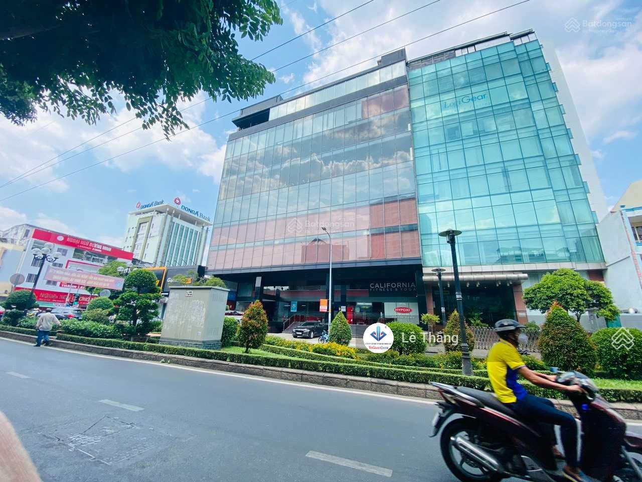 Bán tòa nhà 2 mặt tiền Nguyễn Bỉnh Khiêm - Nguyễn Đình Chiểu Quận 1. DT (11 x 32m) - Hầm 8 lầu