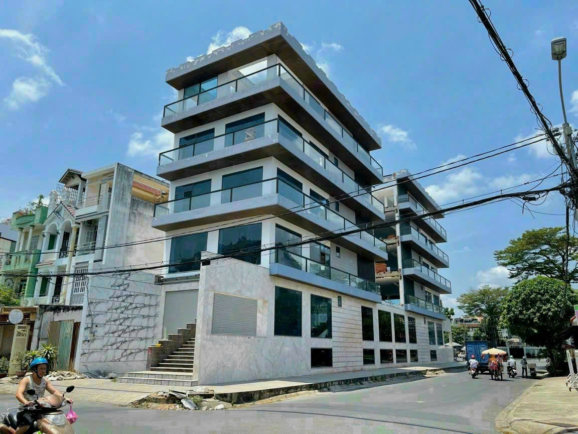 Bán nhà biệt thự Quận Phú Nhuận đường Nguyễn Văn Trỗi, DT 9x20m giá 39.9 tỷ