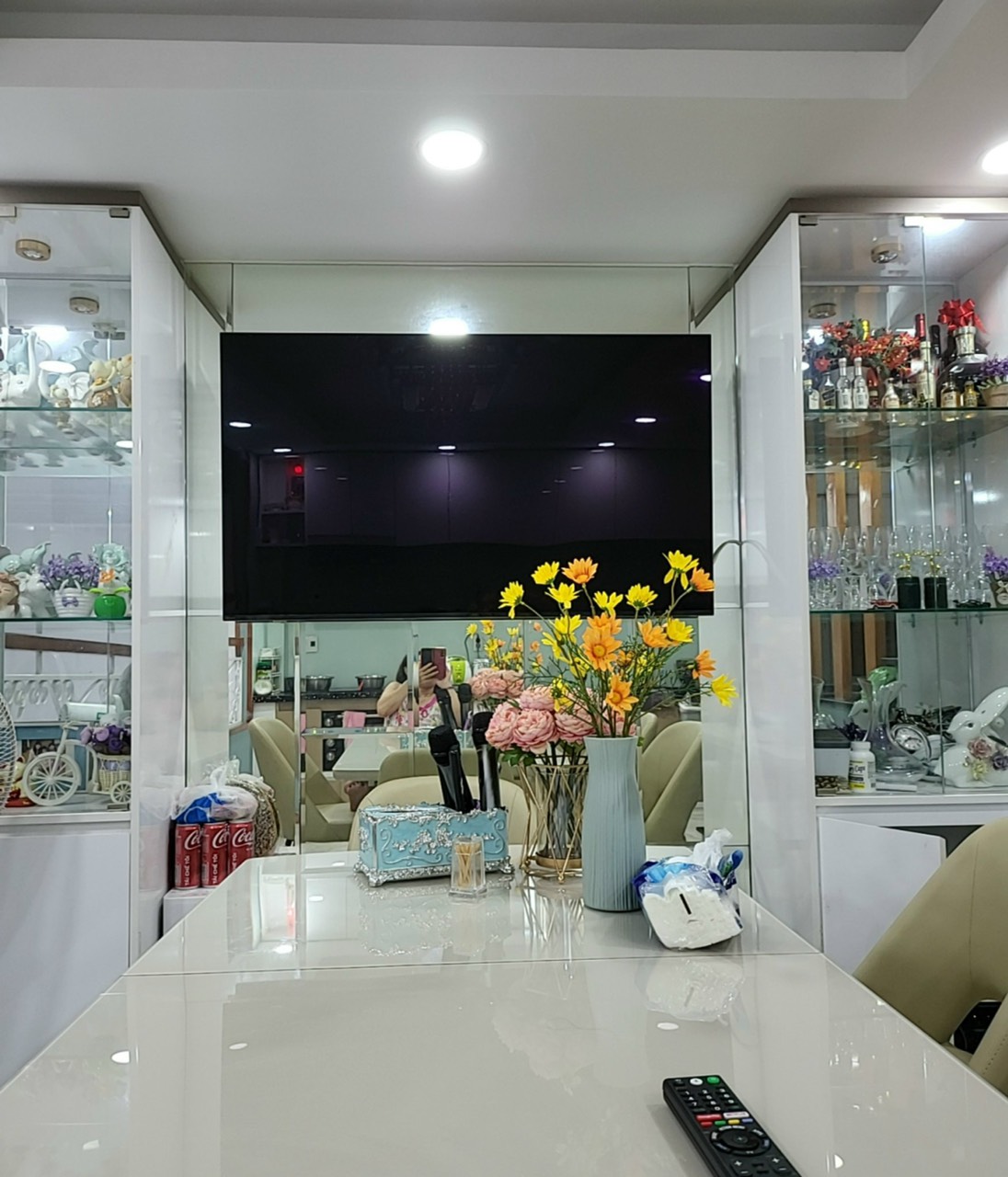 Cần bán gấp nhà HXH đường Nguyễn Tri Phương, phường 8, quận 10.