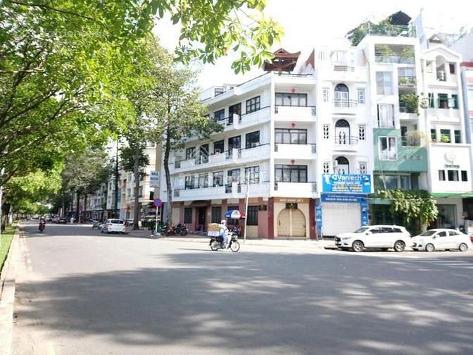 Bán nhà góc 2 mặt tiền đường Trường Sa, P14, Quận 3, giá chỉ 21 tỷ-LH Lê Hoàng 0773748539