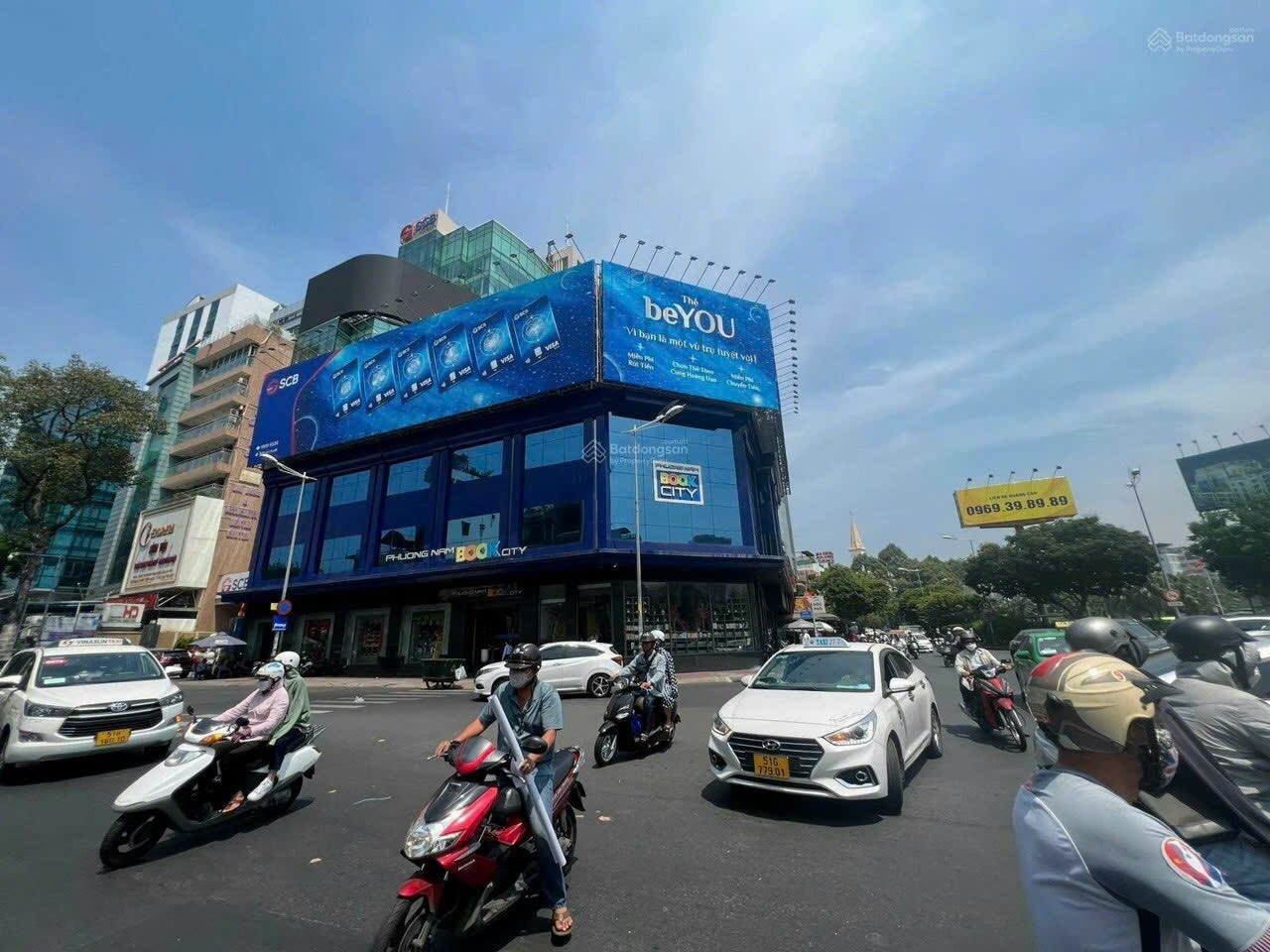 Bán nhà góc 2 mặt tiền đường Khánh Hội,Quận 4 ( 8x22m) giá 35 tỷ