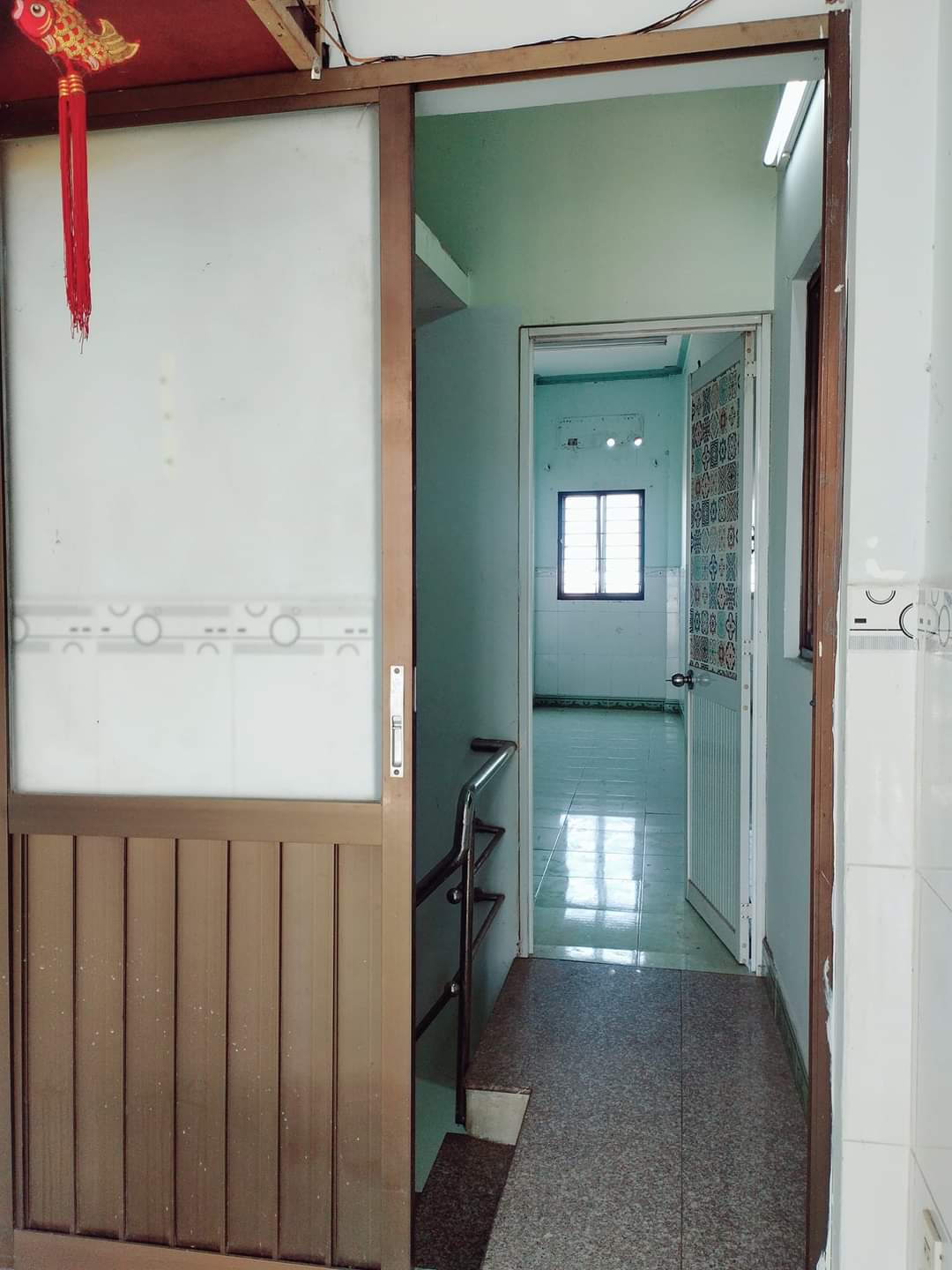 Bán nhà q.7 - 39m2 đất hiện hữu nhà 3 tầng có mặt bằng kinh doanh shr giá chỉ hơn 2 tỷ