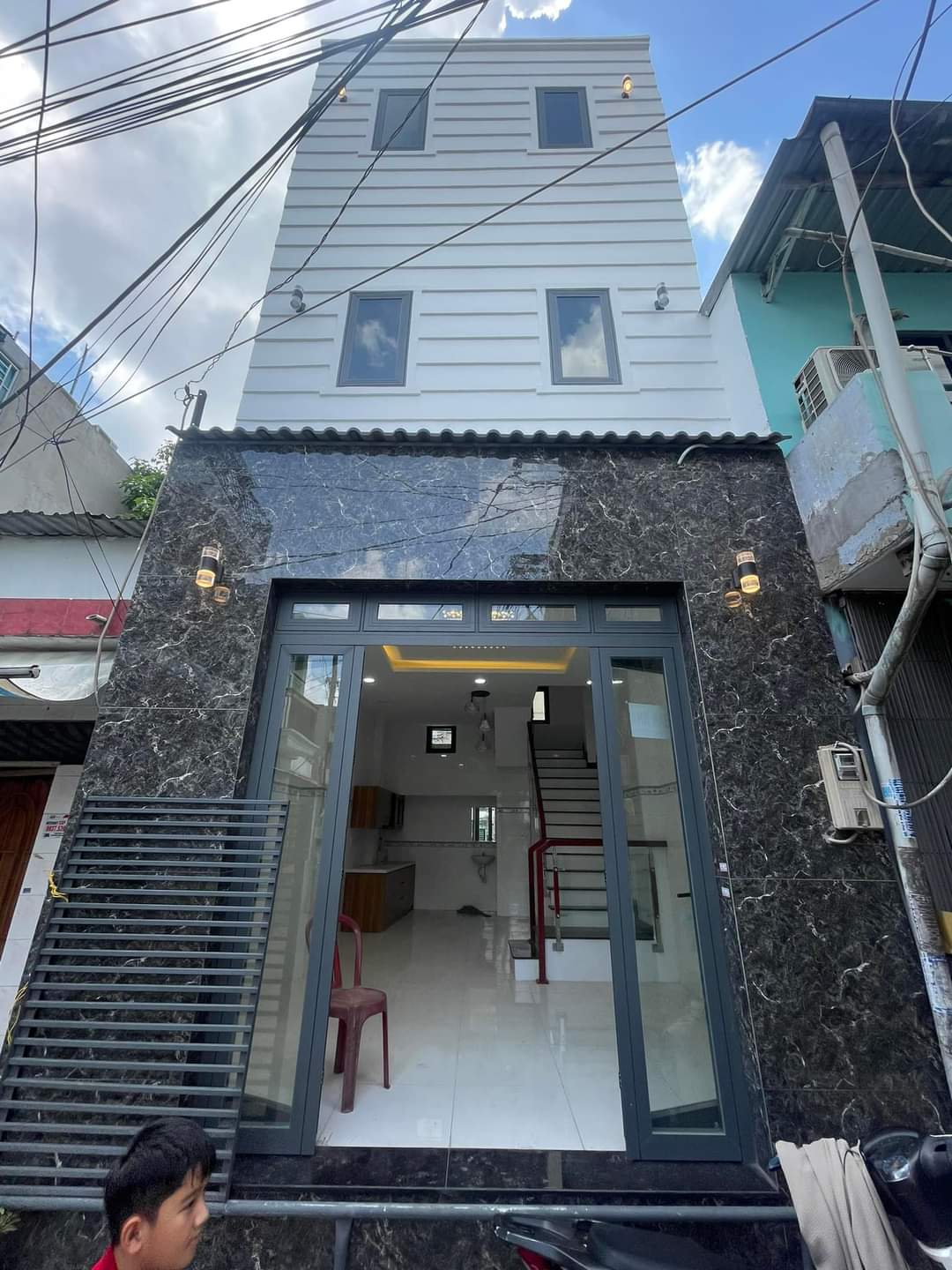 Bán nhà mới q.7 - hẻm 3m Lê Văn Lương - nhà 3 tầng 4PN - 31m2 giá nhỉnh 3 tỷ