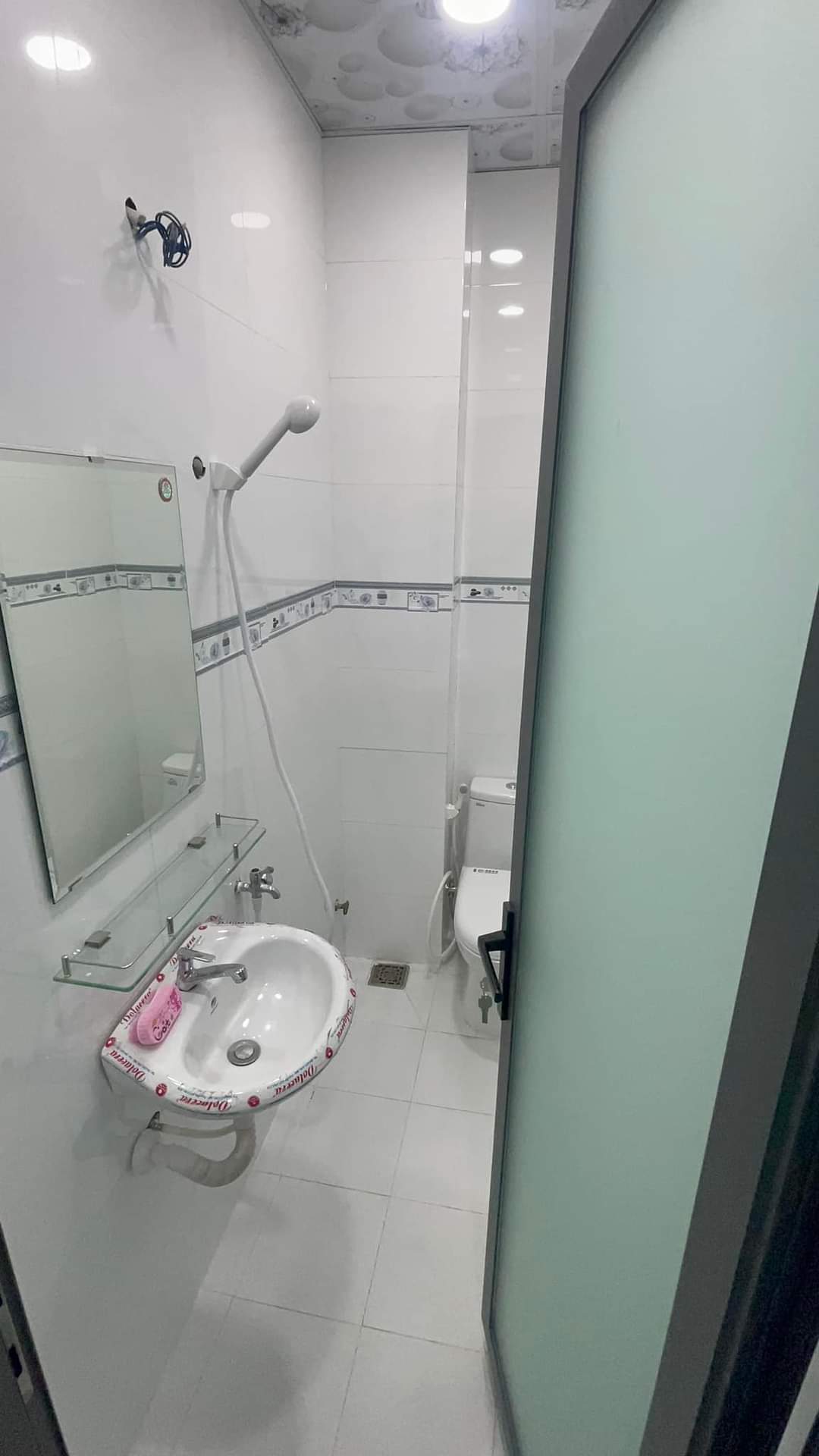 Bán nhà mới q.7 - hẻm 3m Lê Văn Lương - nhà 3 tầng 4PN - 31m2 giá nhỉnh 3 tỷ