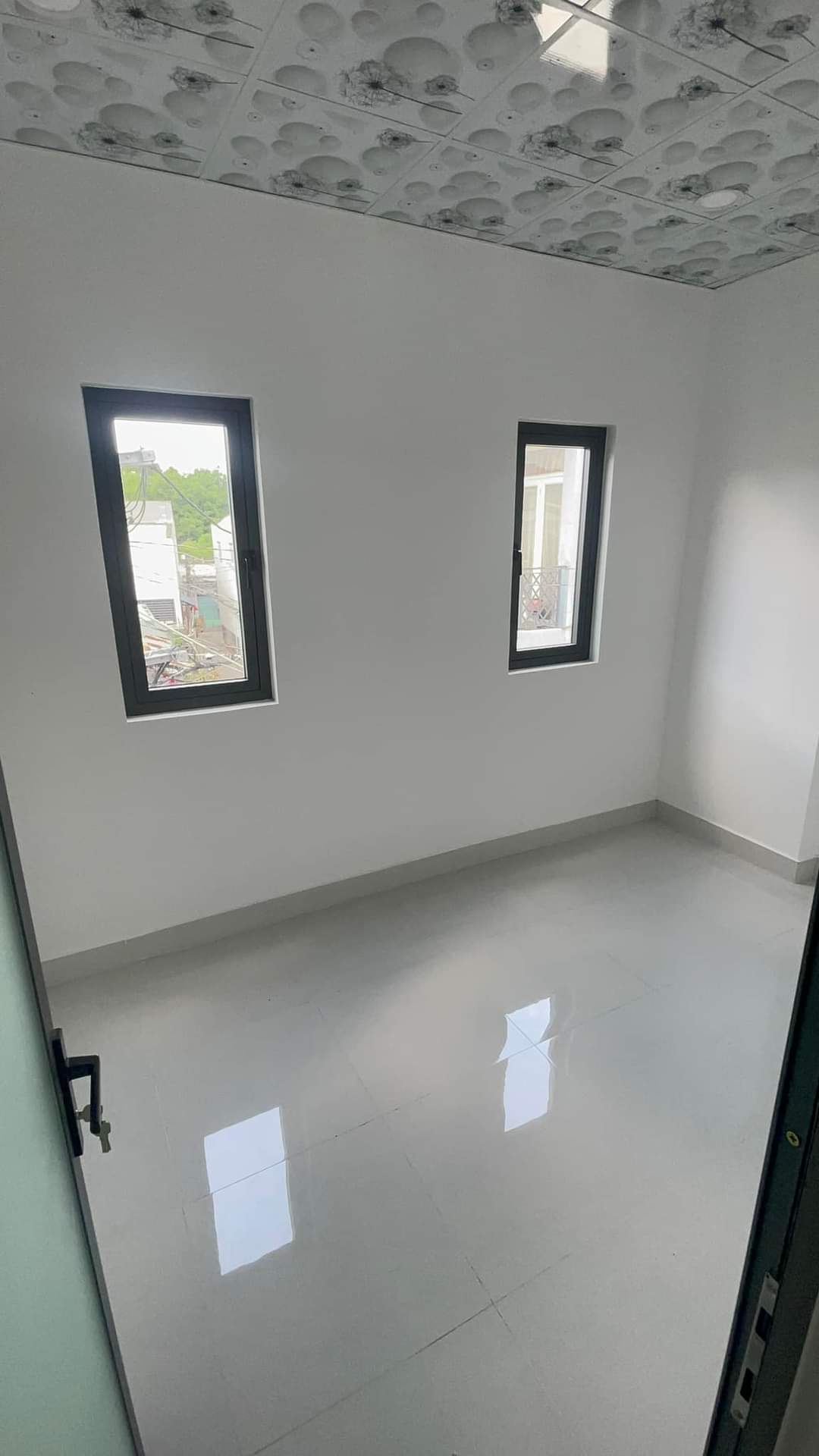 Bán nhà mới q.7 - hẻm 3m Lê Văn Lương - nhà 3 tầng 4PN - 31m2 giá nhỉnh 3 tỷ