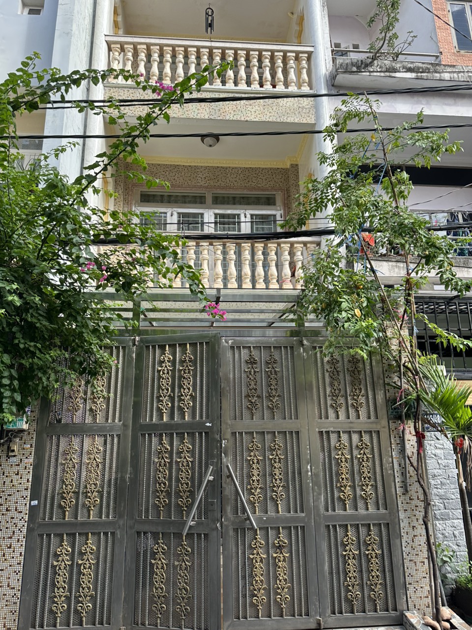 Bán nhà đường Lê Thị Hồng, Phường 7, Gò Vấp, Tp.HCM , 1 trệt 2 lầu full nội thất, giá 9 Tỷ