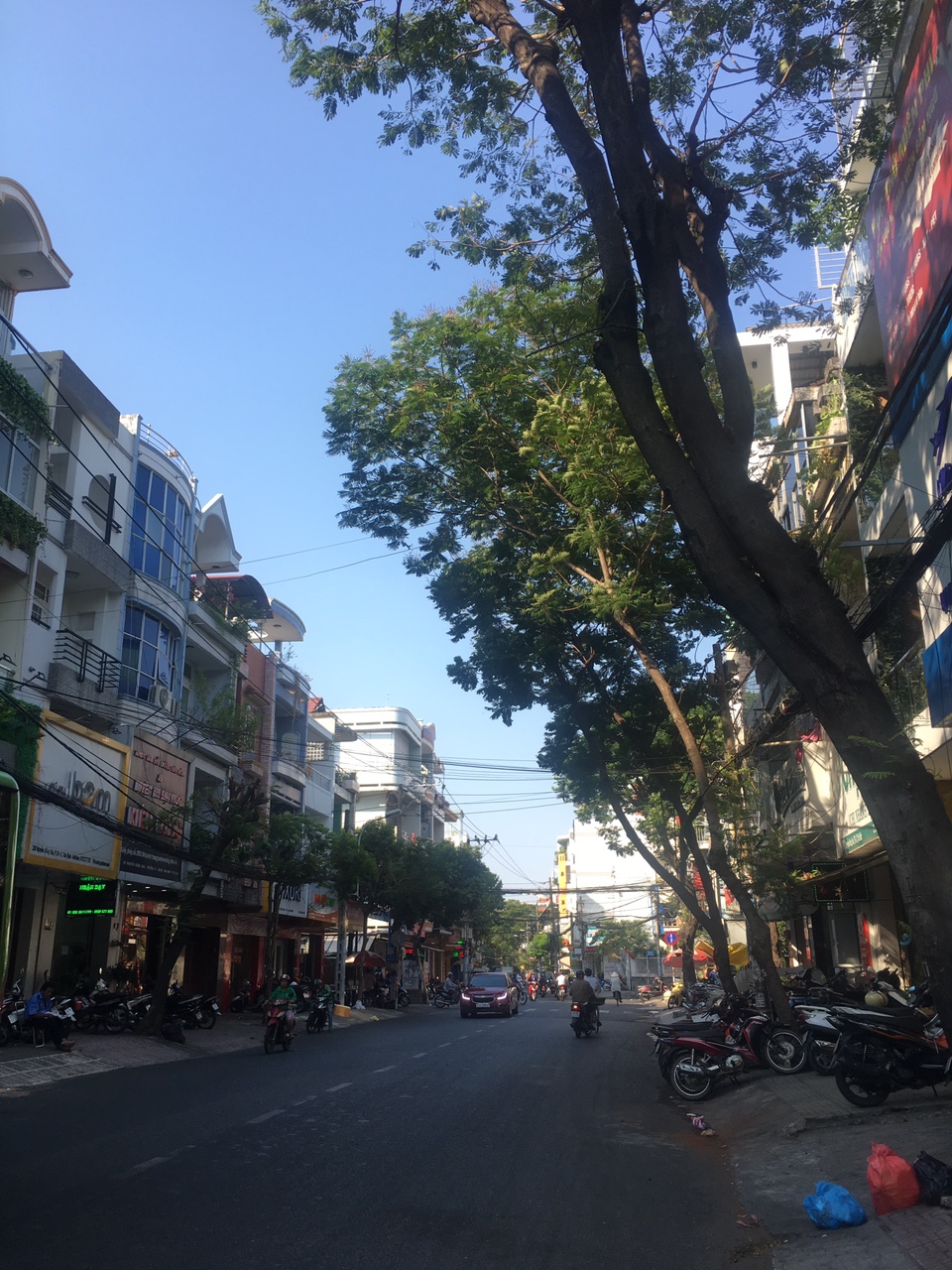 Bán nhà MT kinh doanh sầm uất Ngô Thị Thu Minh, DT: 16 x 9m, hiện 2 tầng, giá 15 tỷ TL