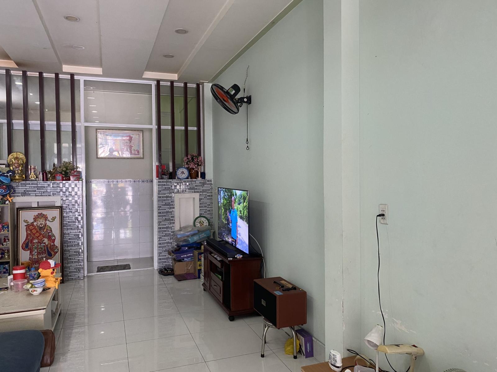 BÁN NHÀ MT Trường Chinh, Tân Bình 3 tầng 85m2 (4,5x19). Kinh Doanh đỉnh. Giá chỉ 19 tỷ.