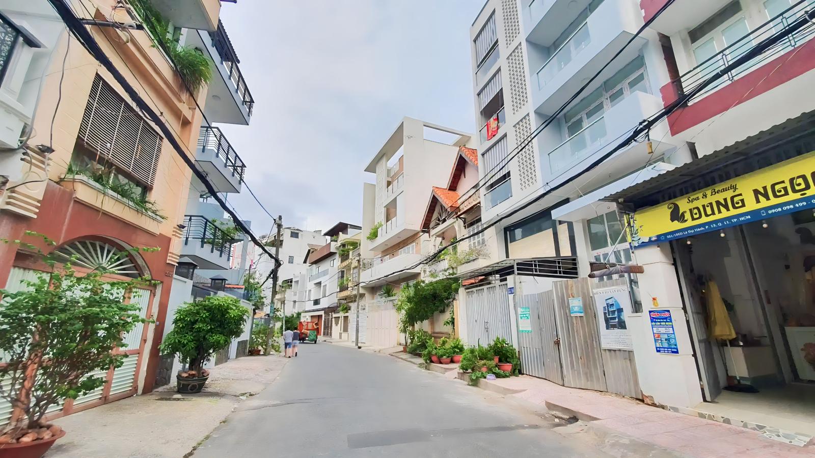 Cần bán nhà HXH Tô Hiến Thành có sân trước nhà 20m đậu xe hơi - DT: 4.2x18m chỉ 15.8 tỷ