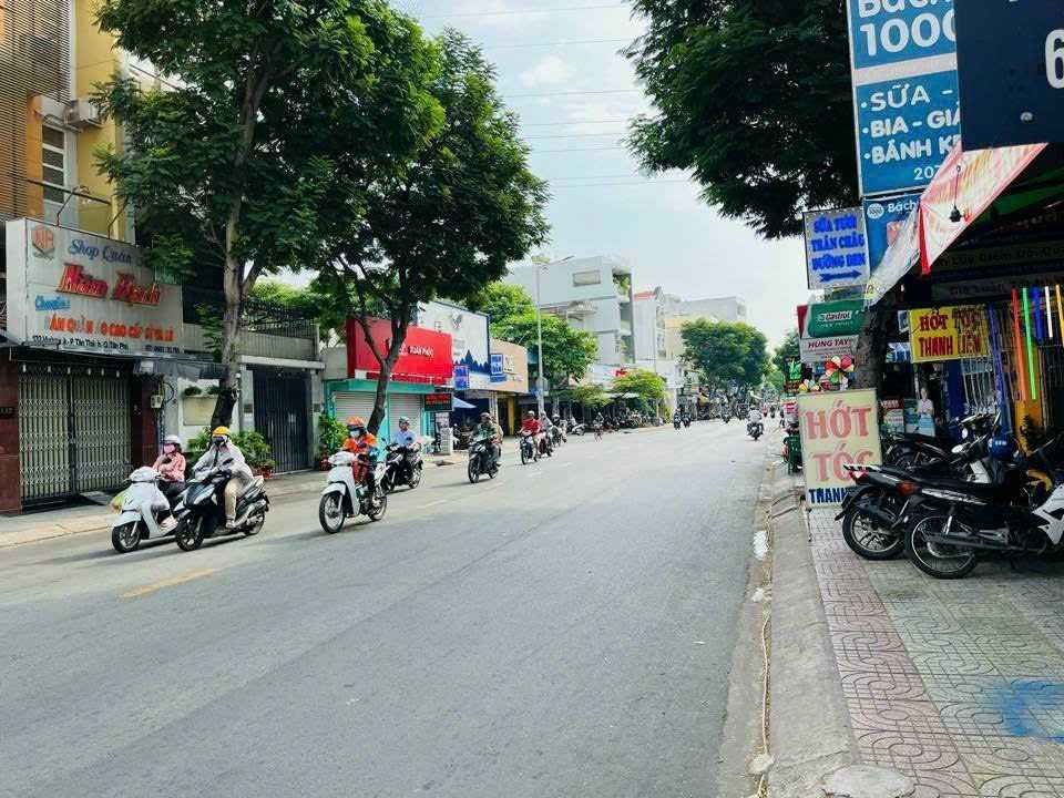 Bán nhà mặt tiền kinh doanh đường Vườn Lài, phường Tân Thành, quận Tân Phú, dt 8,5x20m giá 36 tỷ
