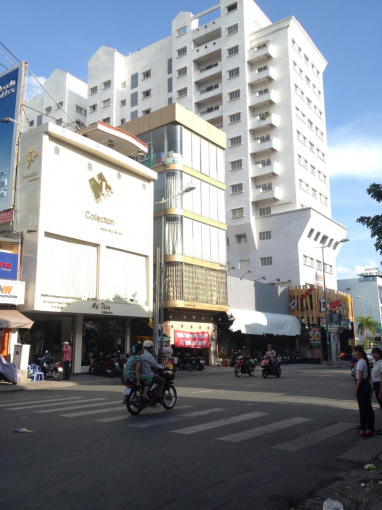 Bán tòa nhà mặt tiền Nguyễn Đình Chiểu, P6, Quận 3. DT 13,65x10m. Hầm 9 tầng. Kế Leman