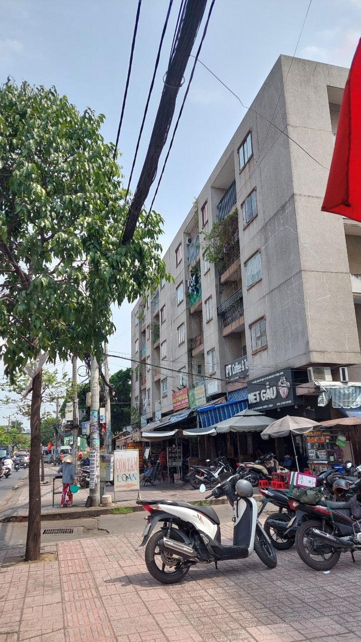 Cần bán căn hộ Tân Hòa Đông, P.14, quận 6 - Ngay mặt tiền =>Liên hệ zalo: 0866780467