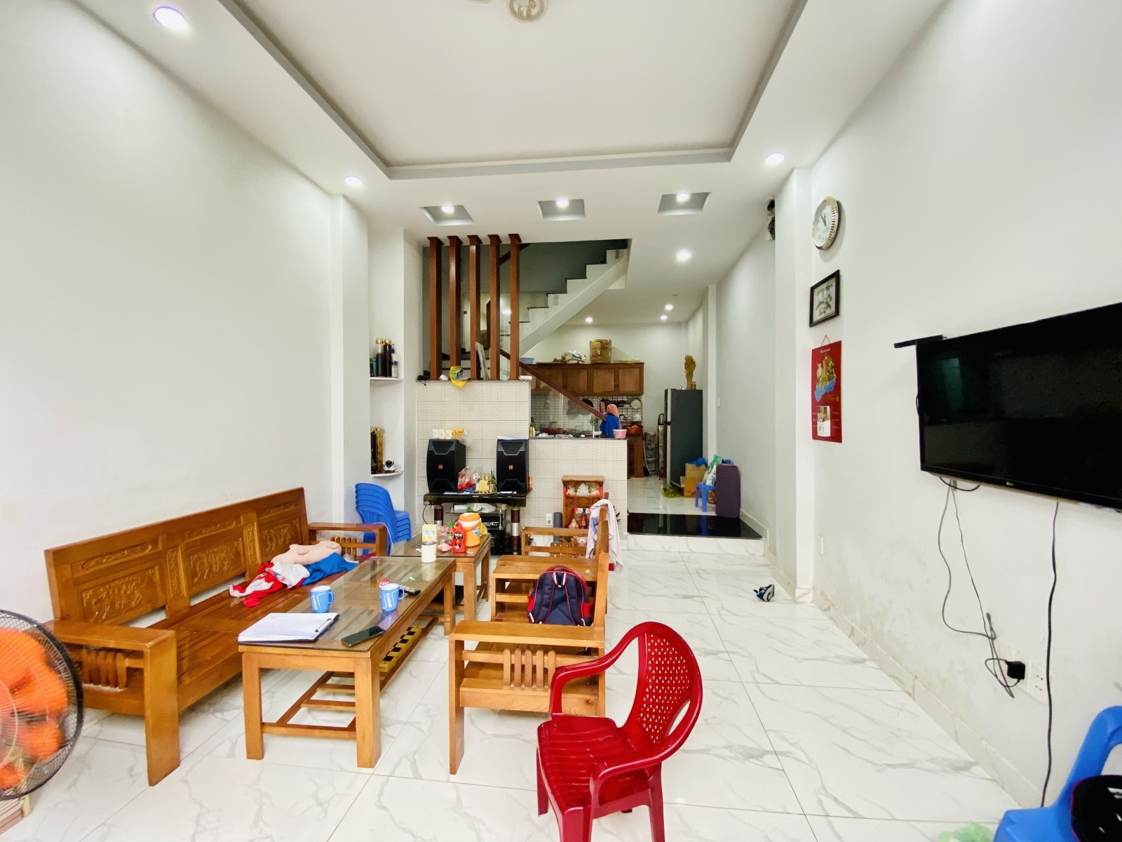 Nguyễn Sơn Tân Phú 3 tầng 4 x18m,sổ hồng riêng,ô tô đậu cửa,hoàn công đủ