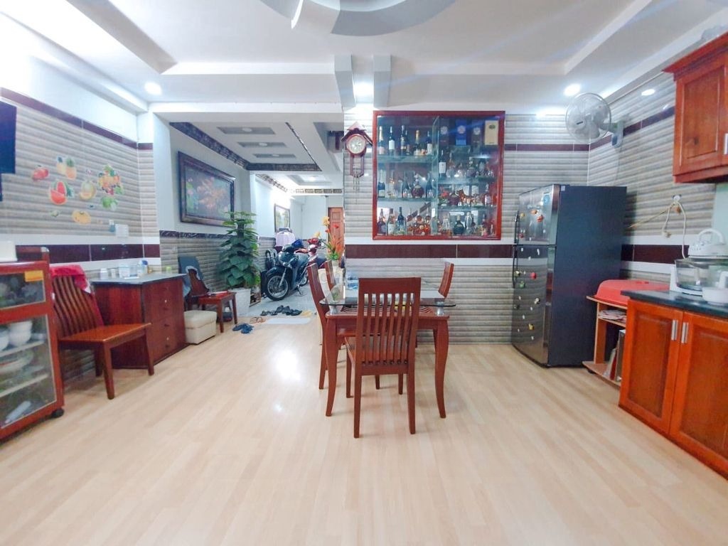 VIP! Bán nhà Gần Mặt tiền Trường Sa Bình Thạnh 74m2 6,19tỷ