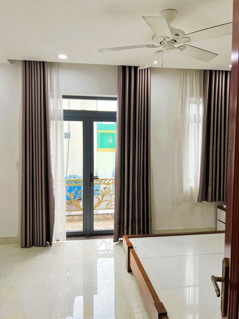 Siêu phẩm. Ngang 5m. Nhà Huỳnh Văn Bánh Phú Nhuận 80m2 chỉ 7tỷ49