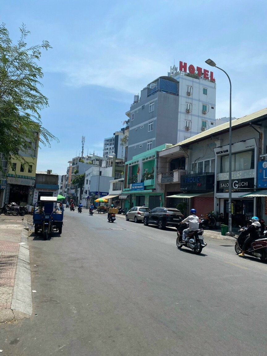 Bán nhà góc 2 mặt tiền đường Tân Hương Quận Tân Phú đang cho thuê kinh doanh cafe HĐT 90 Triệu/th