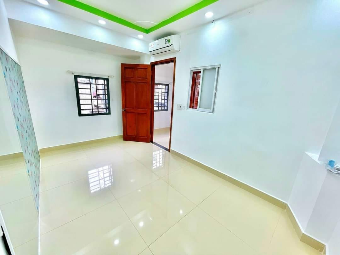 Bán nhà đẹp 2 tầng hẻm xe hơi, lô góc 2 mặt tiền đường Số 1 dt 5m x 8m giá chỉ 3,99 tỷ