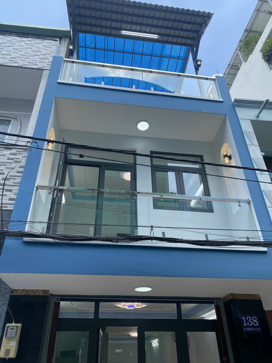  Nhà 2 lầu mới đẹp đường 8m sát công viên khu Bình Phú Q.6