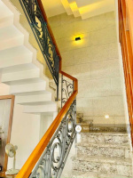 Biệt thự đẹp Mặt tiền Thành Công - DT 8x18m, Hầm + 3 lầu thang máy, giá 24.5 tỷ