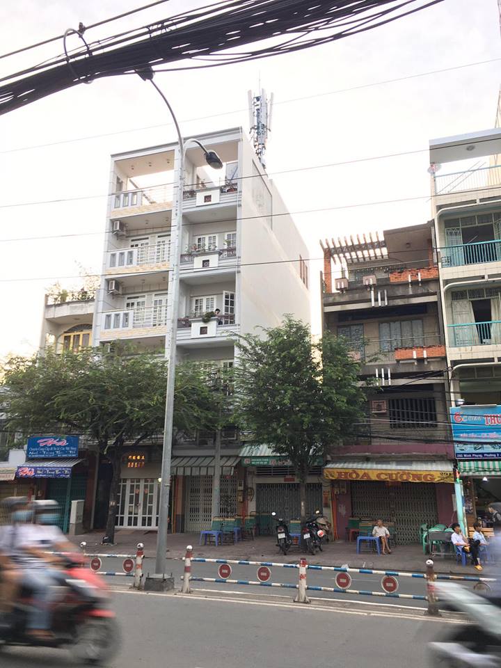 Bán nhà mặt tiền Lạc Long Quân, quận Tân Bình, ngang 4x18m, 8 tầng thang máy, nhỉnh 16.7 tỷ TL