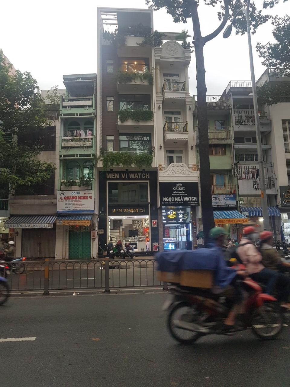 Bán nhà mặt tiền Đường Hòa Hưng ,P13,Q10 DT(45m2) giá 14.3 tỷ TL
