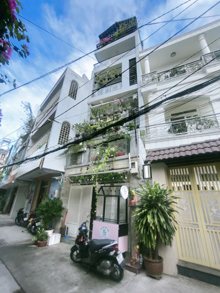 Nhà HXH 4m - đường Sư Vạn Hạnh Q.10, DT: 3.2x13m, 4 tầng,giá 7 tỷ